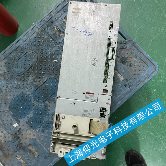 力士樂(lè)HCS系列伺服驅(qū)動(dòng)器開機(jī)顯示報(bào)警F2028維修值得信賴